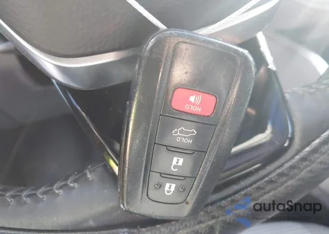 2020 Toyota Highlander Le из США, поврежденный, VIN 5TDBZRBH5LS519715